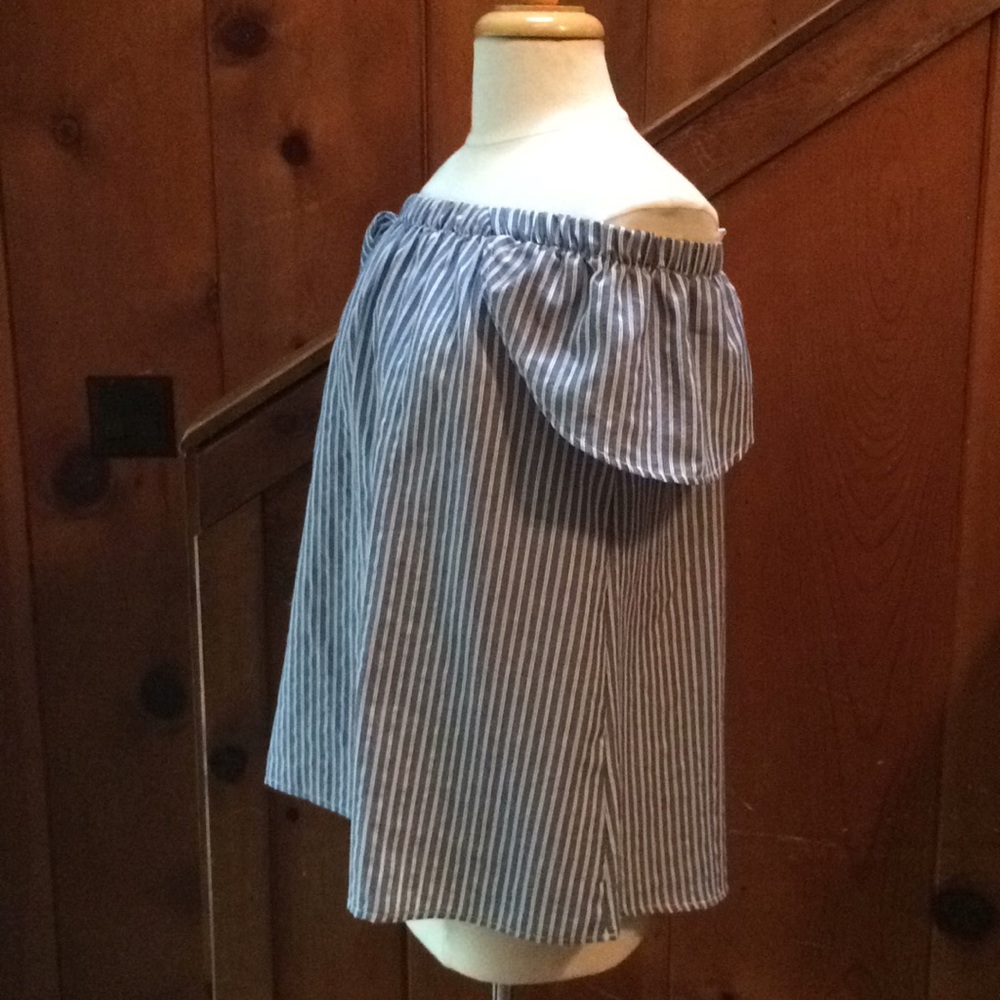 MTS Cold Shoulder Summer Top - Picture 3 of 7